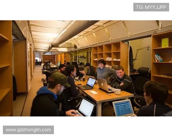 图片报汉堡孔茨遭员工指控辞职